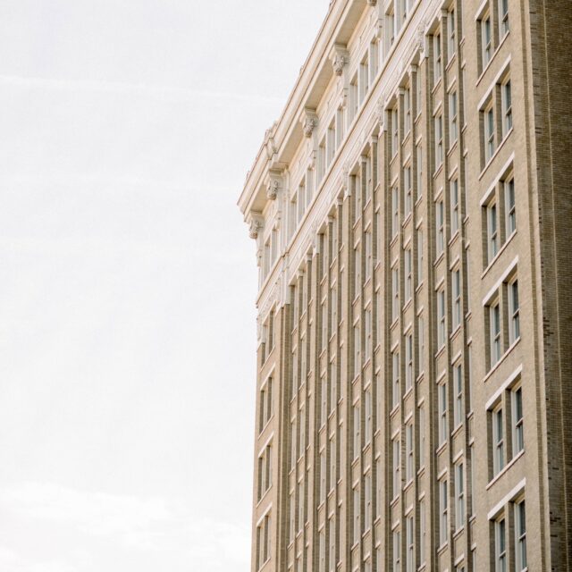 When the bride and groom show up with vintage luggage – that's my kind of wedding, and yes, I brought the film camera for this. 

***
#desmoinesweddingphotographer 
#desmoinesphotographer 
#iowaweddingphotographer 
#iowaphotographer 
#centraliowaweddingphotographer 
#destinationweddingphotographer 
#vintagewedding 
#wedding 
#midwestwedding 
#midwestweddingphotographer 

***
Venue: @suretyhotel